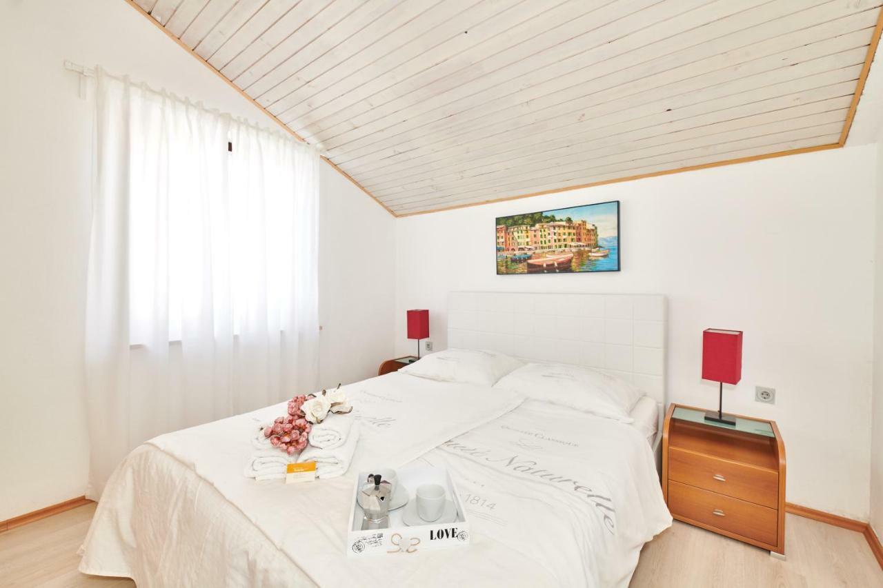 Apartment Gvarda *